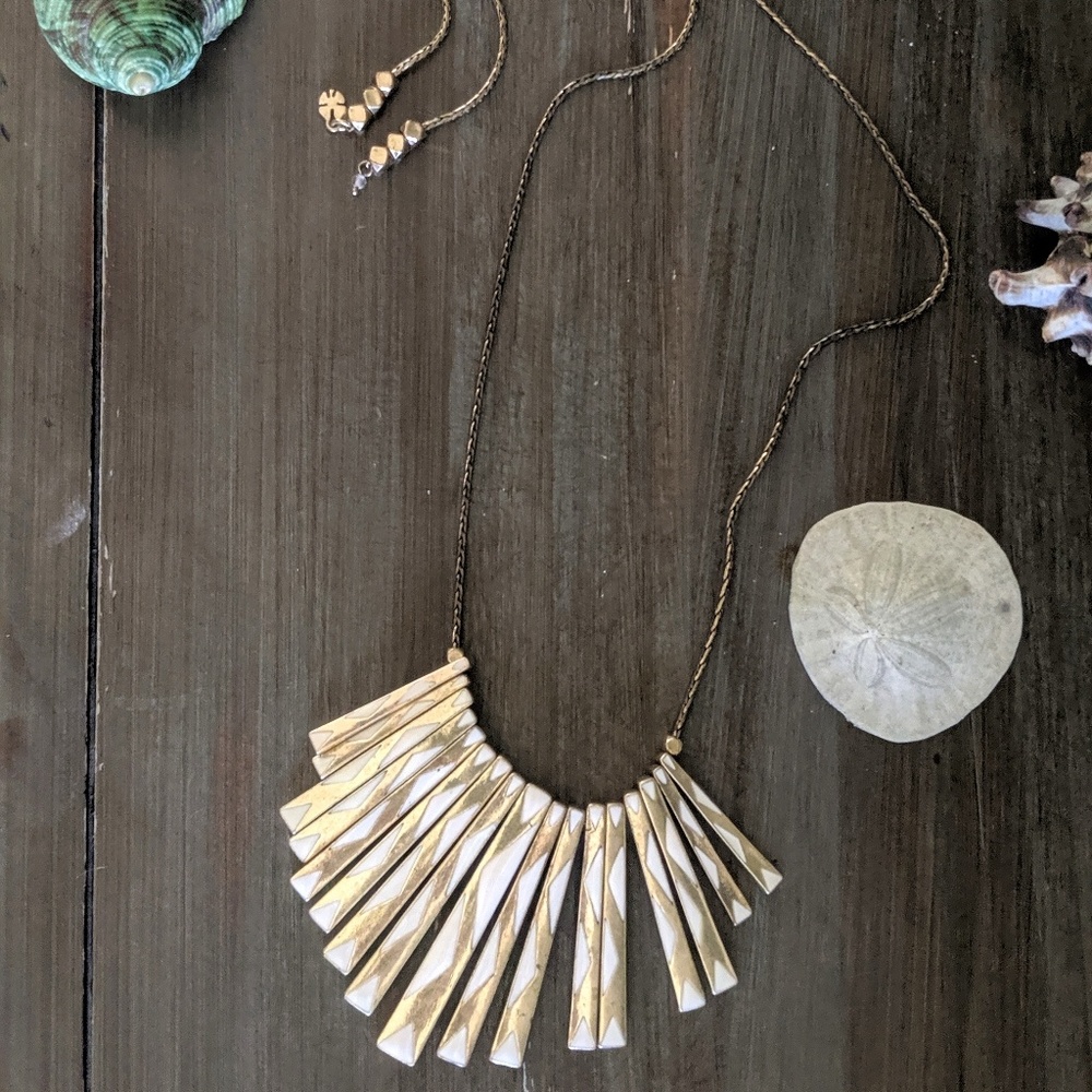 Lucky Brand boho statement lariat back necklace
